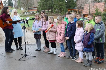 Odprtje odseka asfaltirane javne poti v naselju Velika Lašna (13)